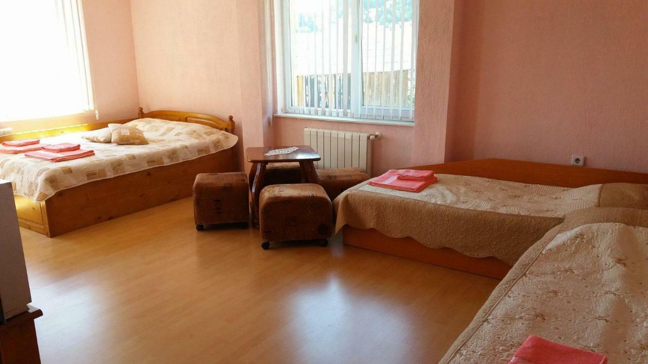 Къща За Гости Мелиса Borino Exterior foto